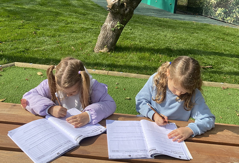 Science comes alive for our young explorers5.jpeg