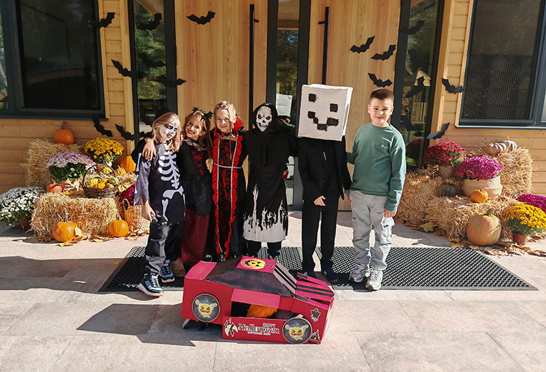 Boo-tiful Costumes and Spooky Spirit!1.jpg