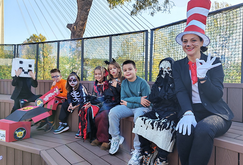 Boo-tiful Costumes and Spooky Spirit!7.jpg