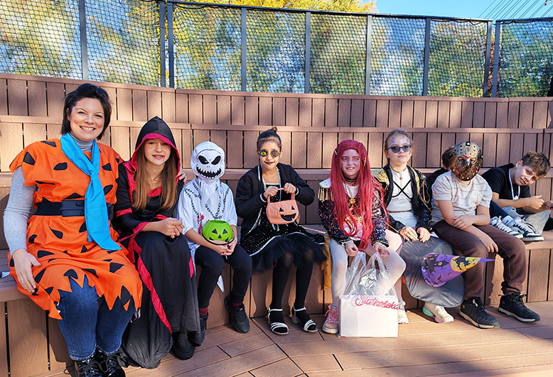 Boo-tiful Costumes and Spooky Spirit!9.jpg