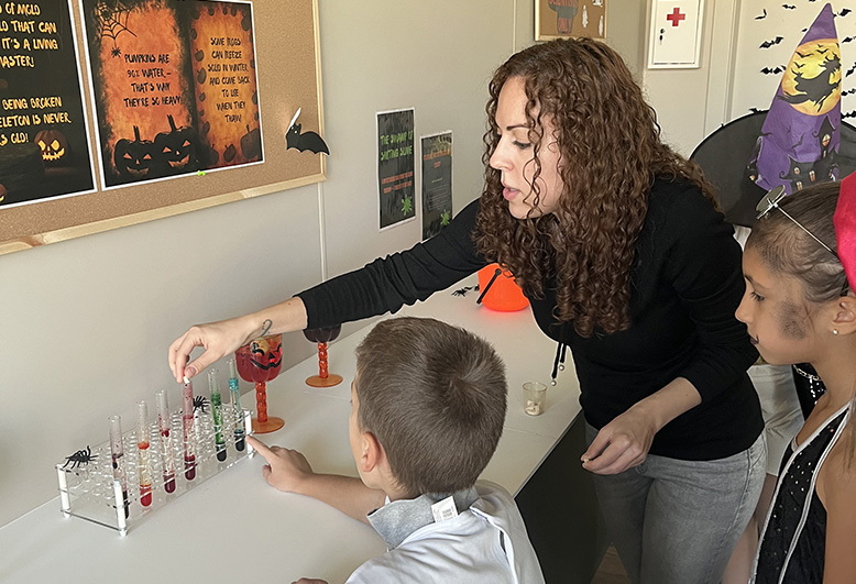 The Magic of Science5.JPG